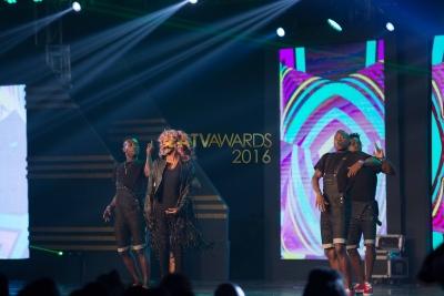 Vanessa Mdee akiperform kwenye EATV AWARDS