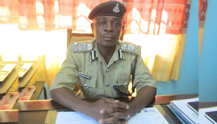 Boti Yapinduka Ikiwa na Watu 11 Jijini Tanga